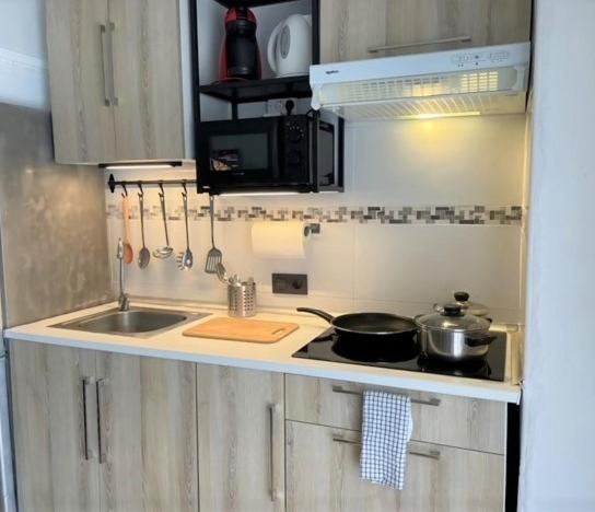 אמפוריבראבה Apartamento Vacacional מראה חיצוני תמונה